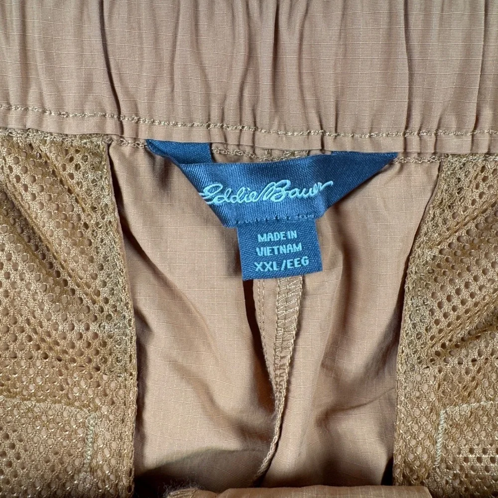 Eddie Bauer Mens XXL Shorts Brown Horizon Guide Cargo Hiking Belted 2XL
